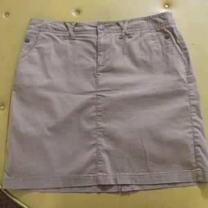 Women’s khaki skirt